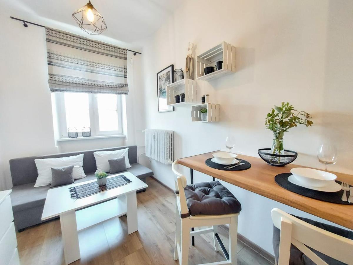 Ratusz Na 5 Apartment Jelenia Góra Екстериор снимка