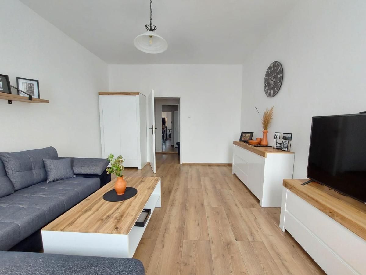 Ratusz Na 5 Apartment Jelenia Góra Екстериор снимка