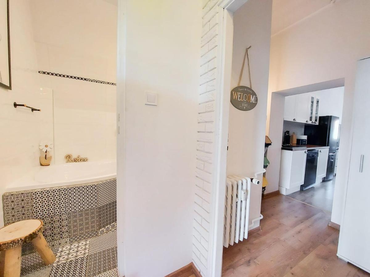 Ratusz Na 5 Apartment Jelenia Góra Екстериор снимка