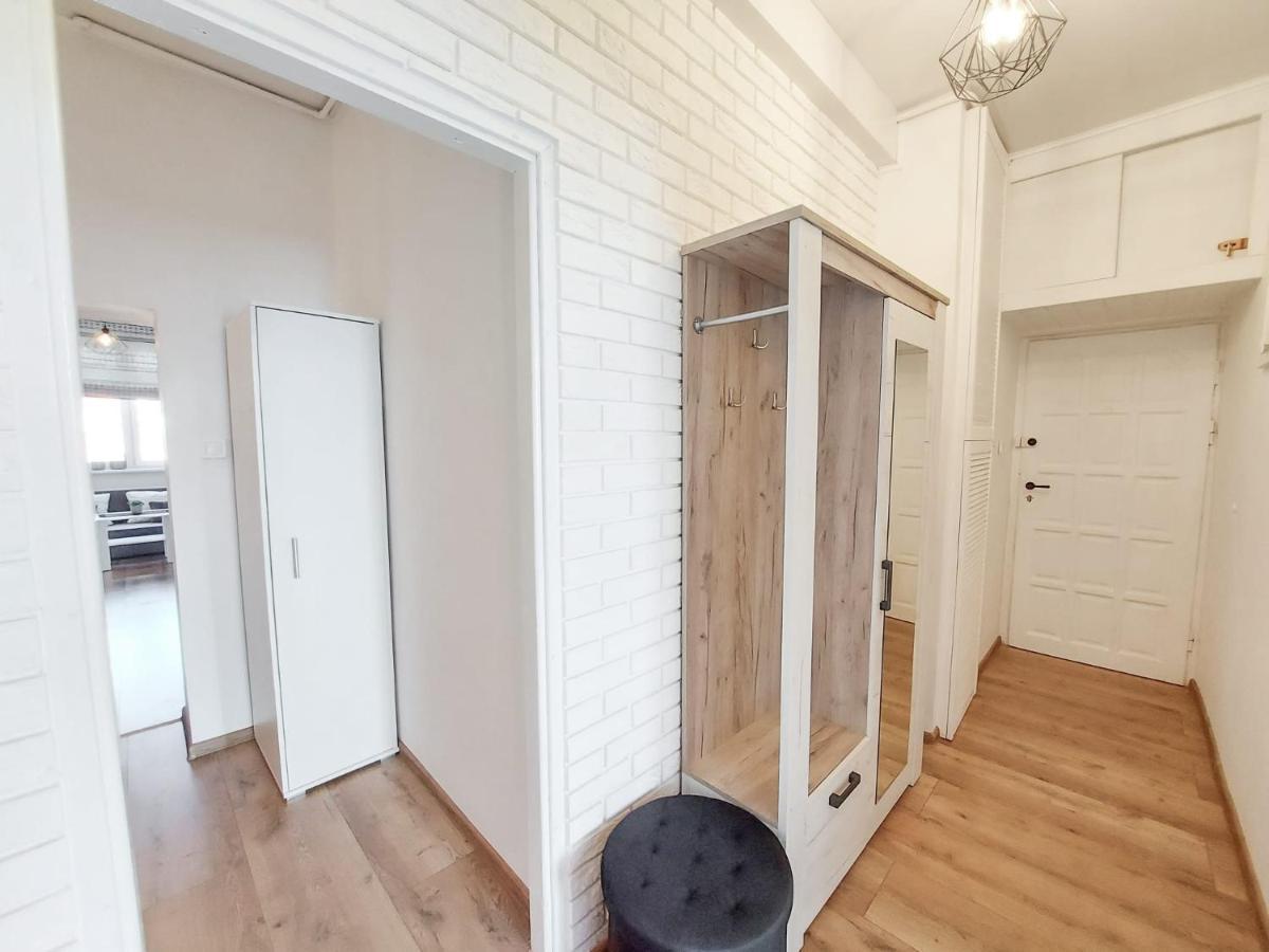 Ratusz Na 5 Apartment Jelenia Góra Екстериор снимка